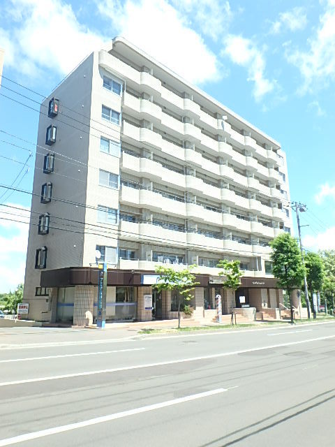 クレインパレス平岸 画像1