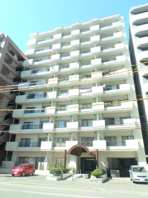 オリンピア大通西１８丁目マンション 画像1
