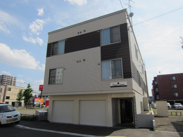 ヴィバーチェ麻生 画像1