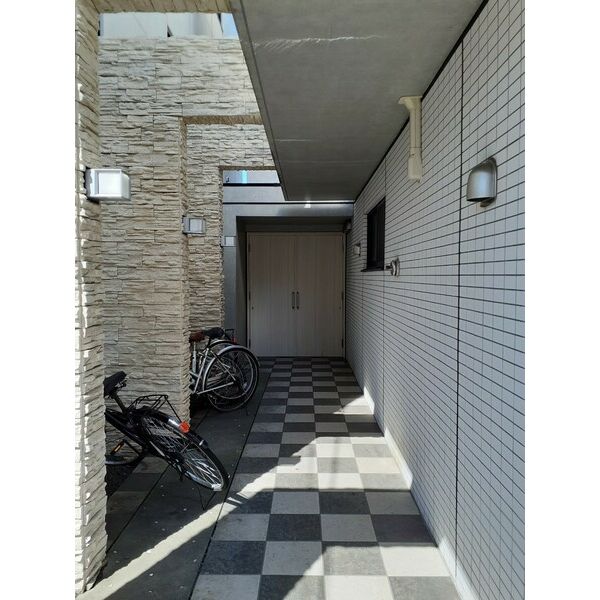 DUE CASA COMODO 画像3