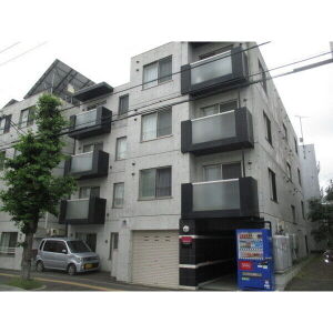 ヒューガパリス