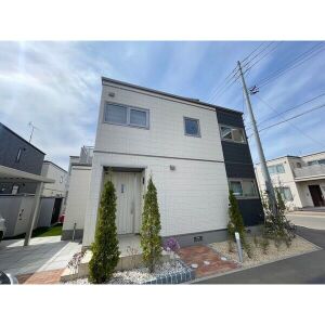 平岸1条12丁目貸家