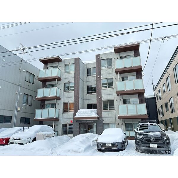 ラディーチェ元町 画像1