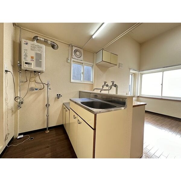 ロイヤルハウス南5条B 画像6