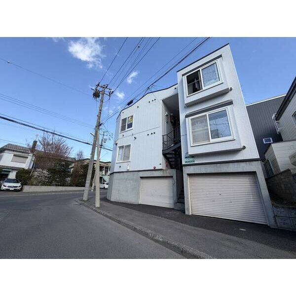 プラザイン福住A 画像1