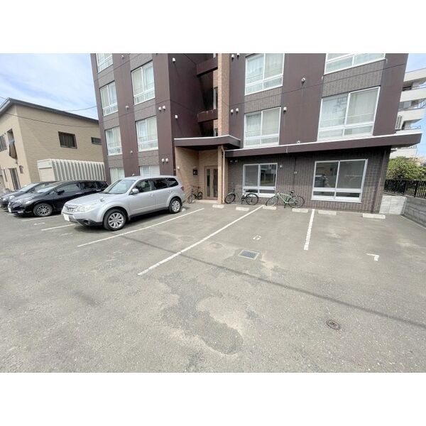イーシティ山鼻 画像10