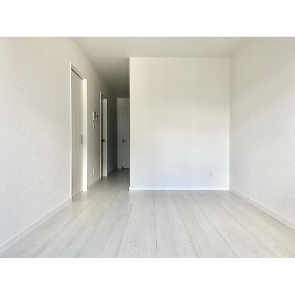 プレミアムスイート泉佐野の室内写真4枚目