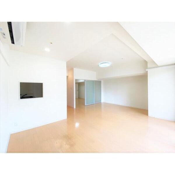 船場ミッドキューブの室内写真3枚目