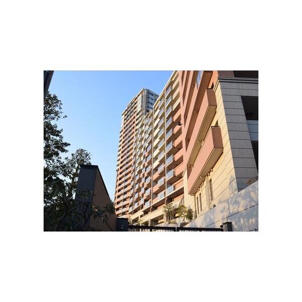 リアプロマンション外観