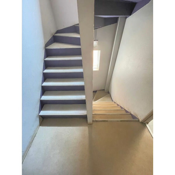 敷地内／建物
