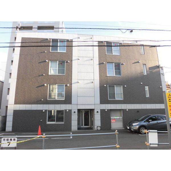 エヴァンスコート北円山 画像1