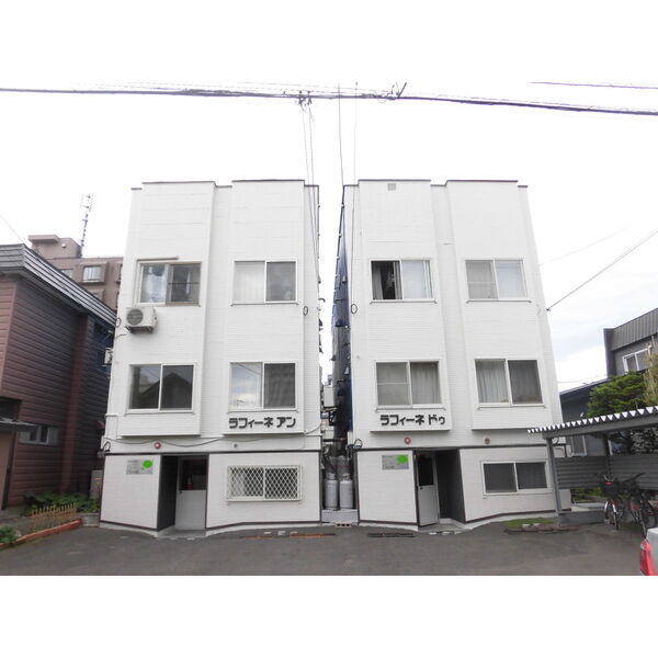 リアプロマンション外観