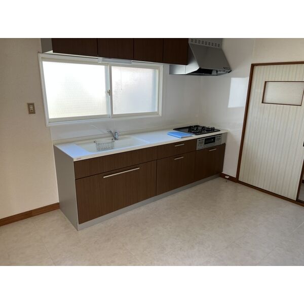 石山2-6戸建 画像4