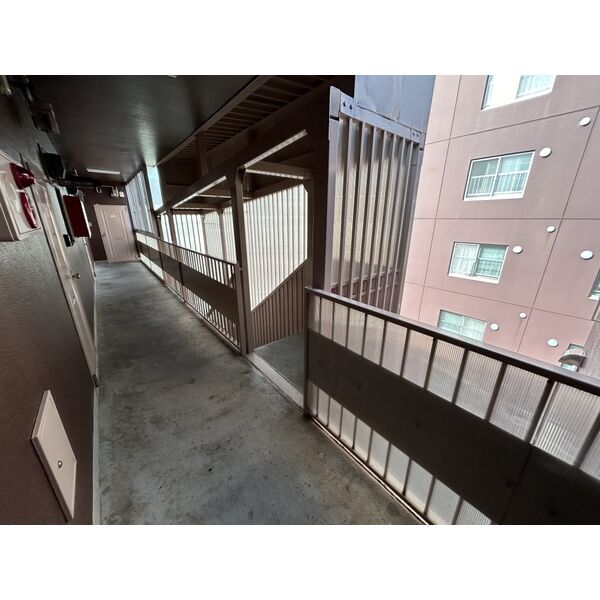 澄川3条ロイヤルハイツ 画像3