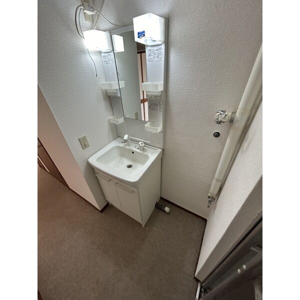 澄川3条ロイヤルハイツ 画像9