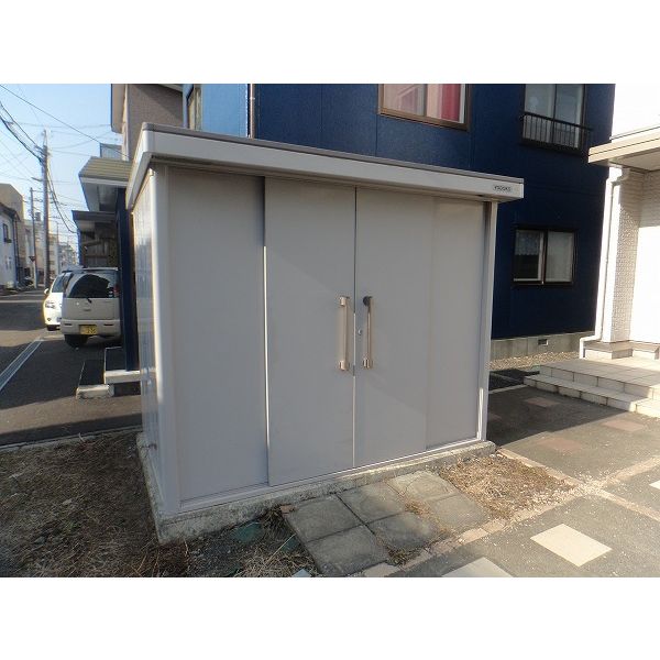 敷地内/建物
