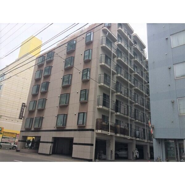 リアプロマンション外観