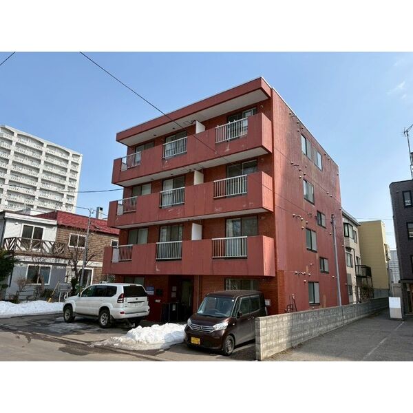 ビッグバーンズマンション東札幌 画像1