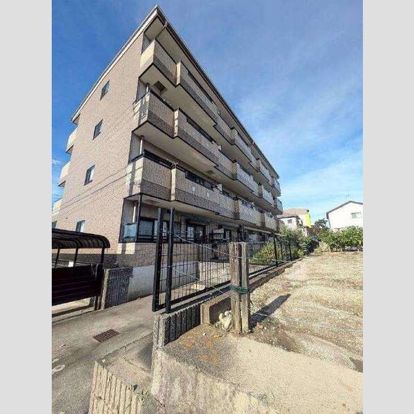 リアプロマンション外観