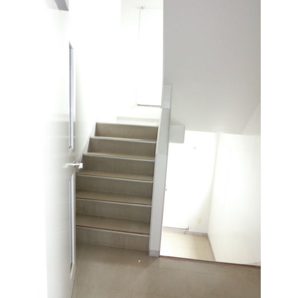 澄川パークハイツ弐番館 画像2