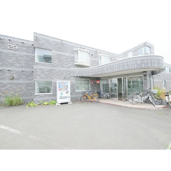 西岡サンマウンテンシャトー 画像2