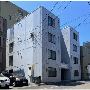 クィーンズコート南郷