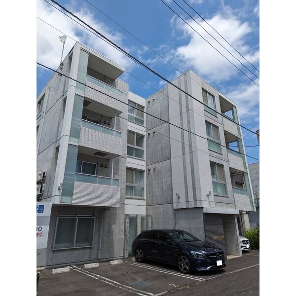 ファランドール札幌 画像1