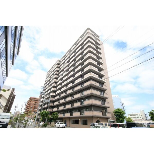 リアプロマンション外観