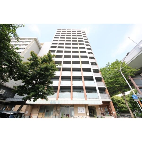 リアプロマンション外観