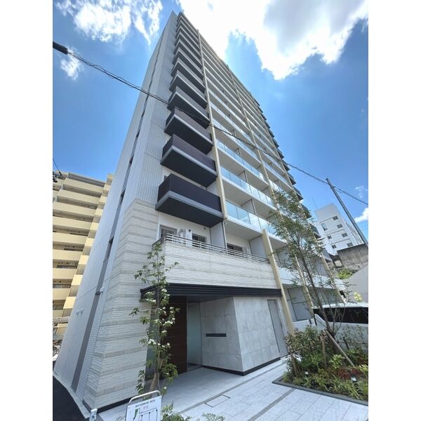 リアプロマンション外観