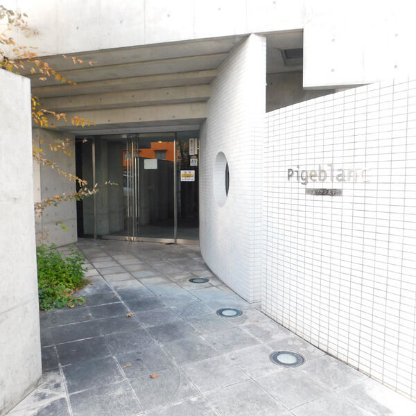 ピジェブラン太子橋の外観2枚目