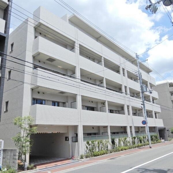 ラ テール南塚口の外観2枚目