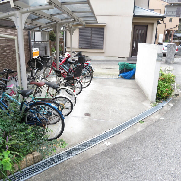 エスポアウィンの外観3枚目