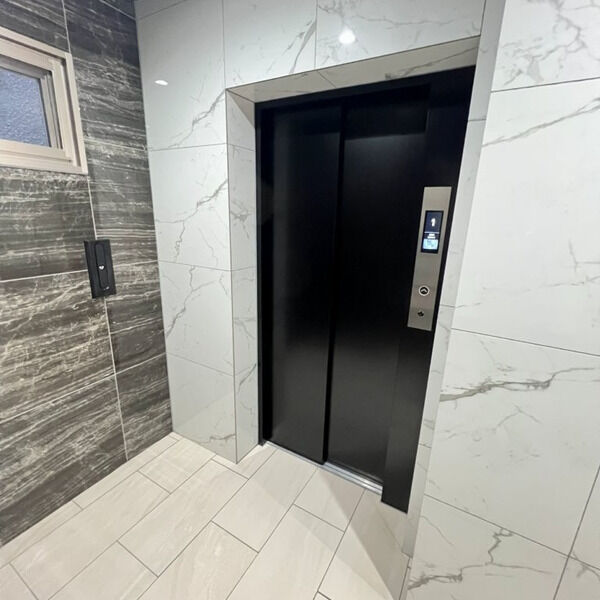 ONLYONE布施の外観8枚目