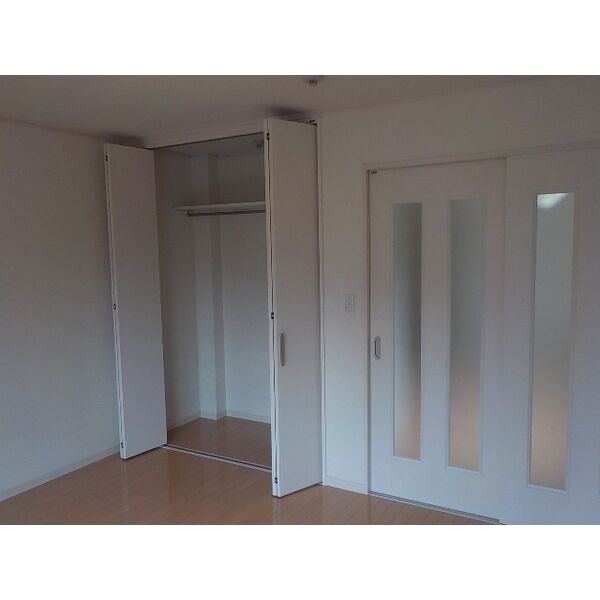 ドルチェ・ヴィータ新神戸の室内写真3枚目