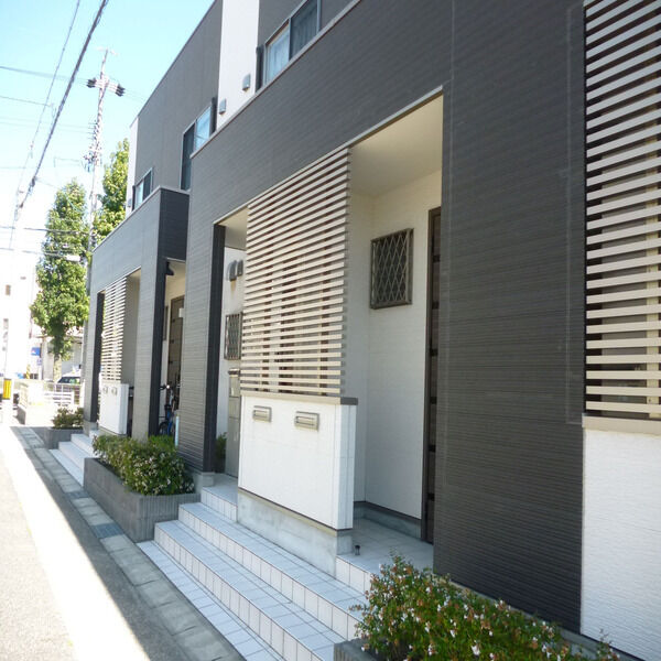 リアプロマンション外観