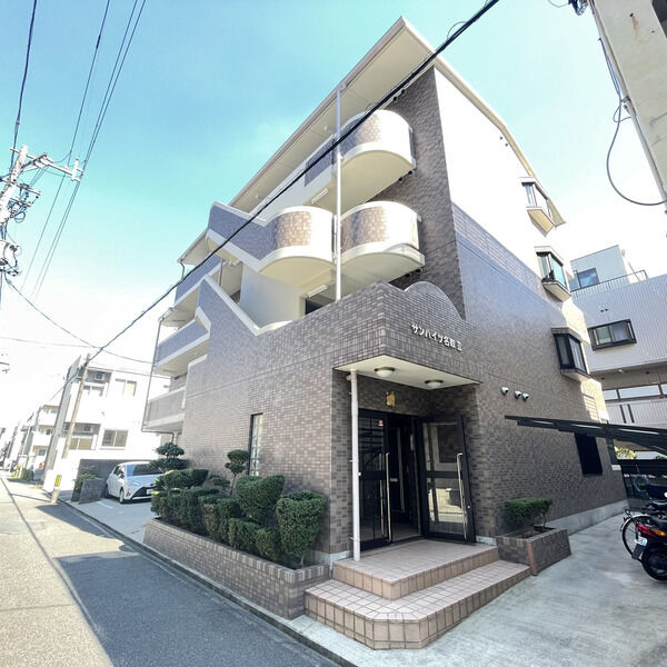 リアプロマンション外観