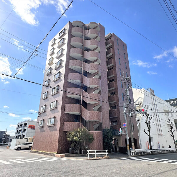 リアプロマンション外観