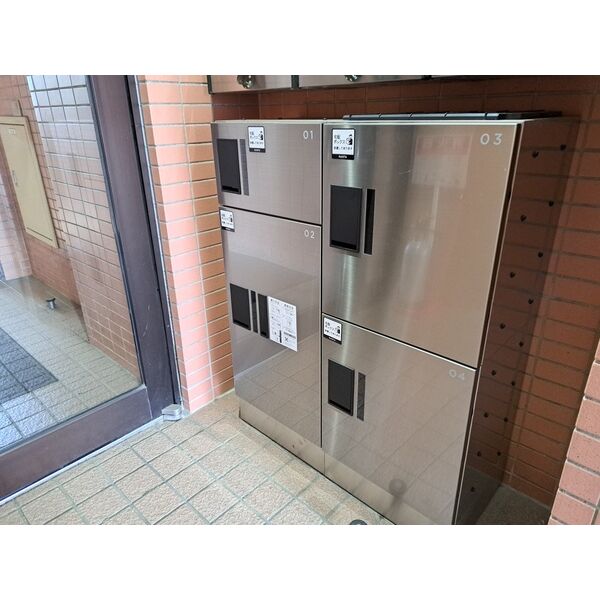 岩崎ビル 画像2