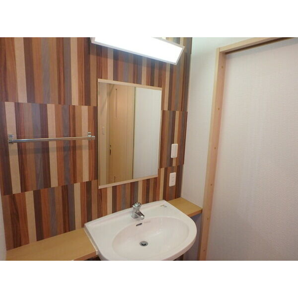 H-CUBE APARTMENT HOUSE 画像12