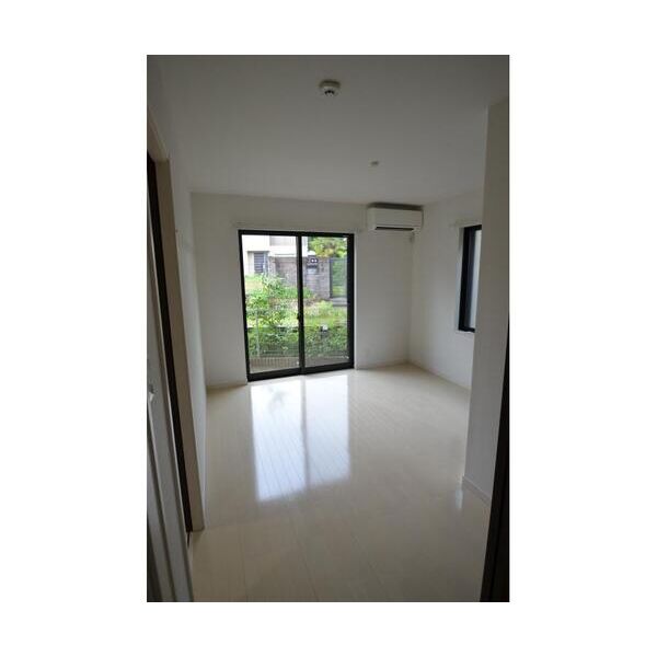 ハーミティジ槇の室内写真1枚目