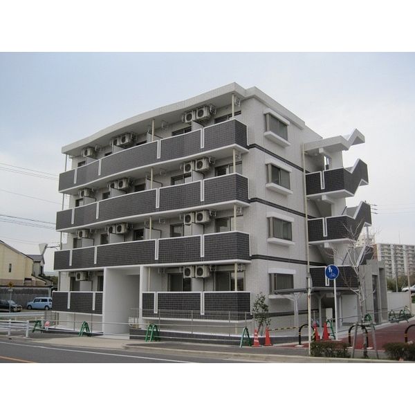 リアプロマンション外観