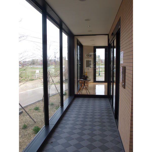 クレア西野 画像2