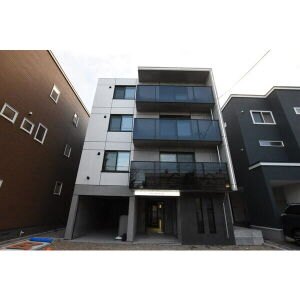 Pine hills豊平1条