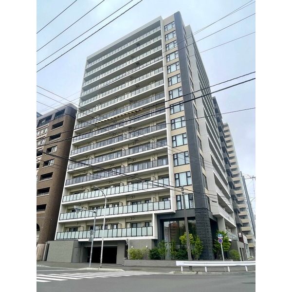 ブランズ札幌南7条 画像1