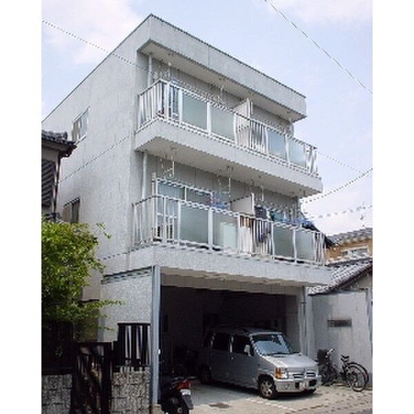 リアプロマンション外観