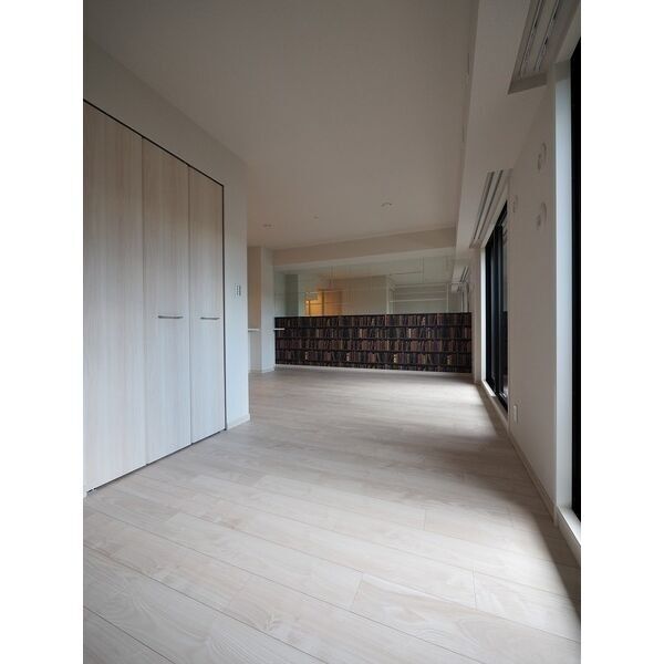 プレサンスロジェ森ノ宮の室内写真6枚目