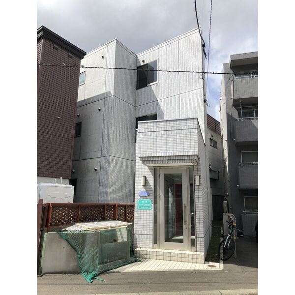 フィオーレ 画像1