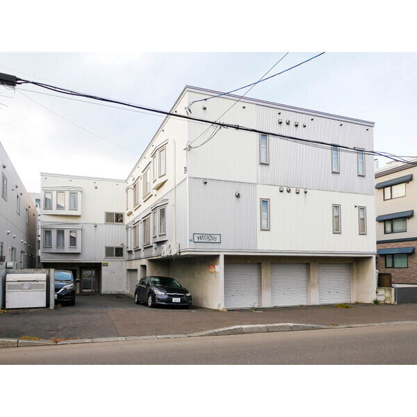 プレシャス12番館 画像1