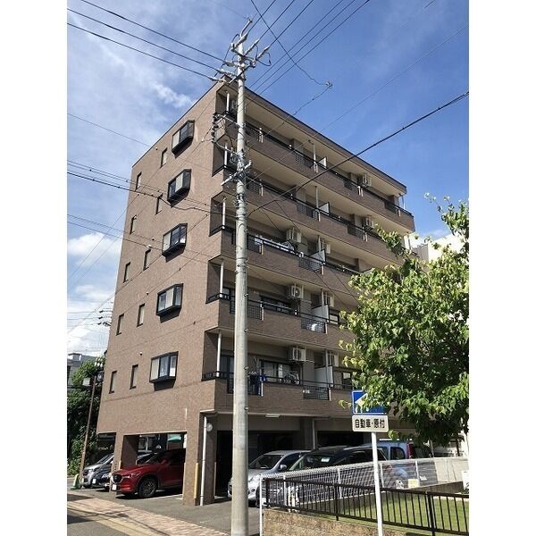 リアプロマンション外観